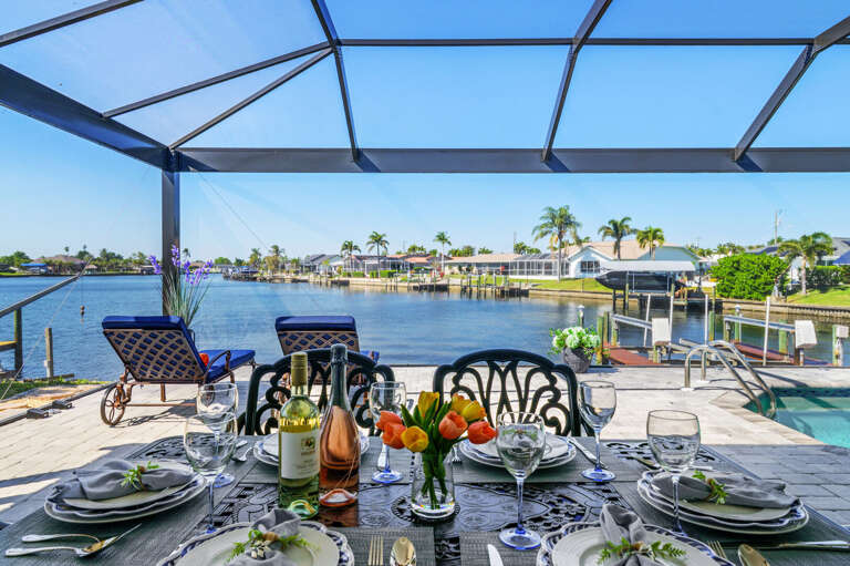 Al-Fresco Dining