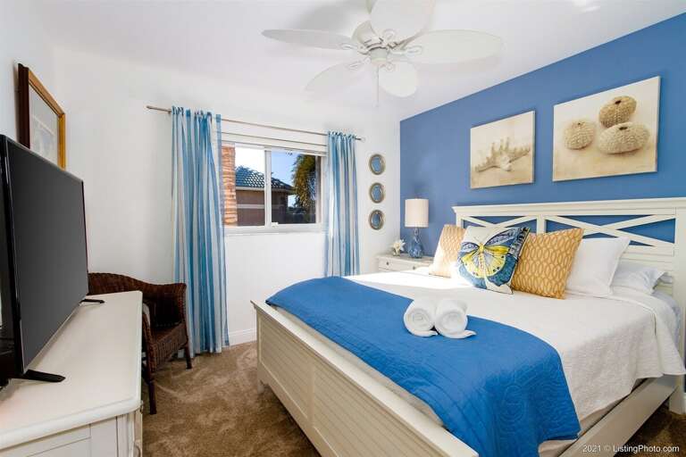 Queen Bedroom with TV