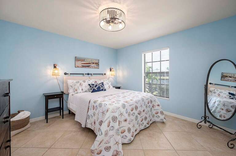Guest Bedroom with Queen Size Bed and Garden View
