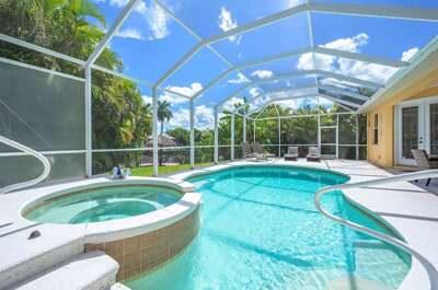 Sunshine Pool Area with Hot Tub