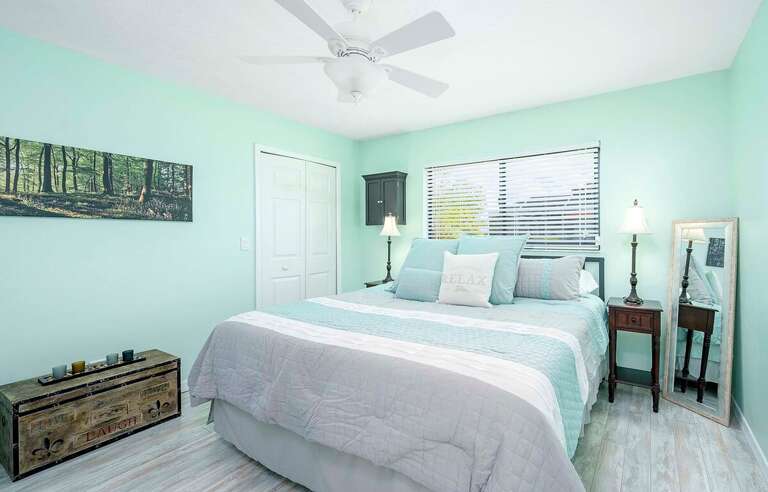 Guest King Bedroom