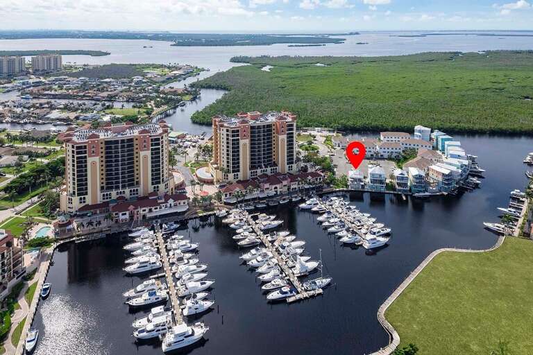 Welcome to Cape Harbor with Tons of Entertainment, Restaurants and Shops in Walk in Distance