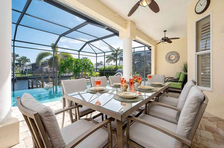 Al Fresco Dining with Seating for 8.