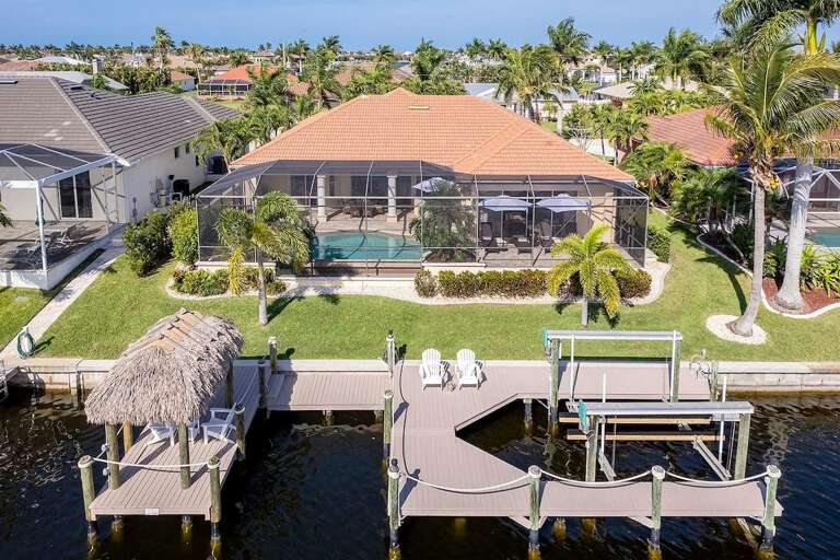 Baot Dock, Lift, Tiki Hut Entertainment Space at Tropical Dream
