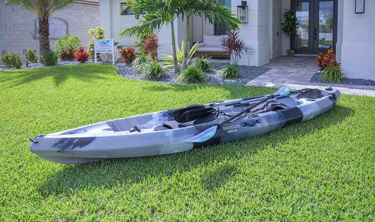 Villa Whale Ya Later Kayak