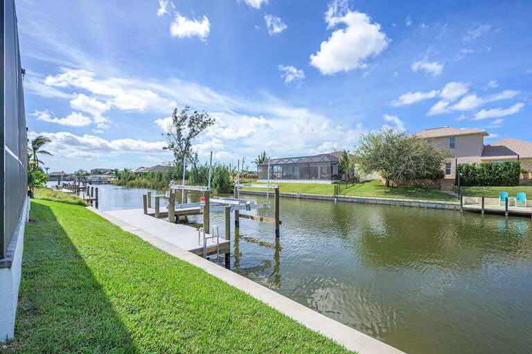 Canal View, Boat Dock Great for Fishing