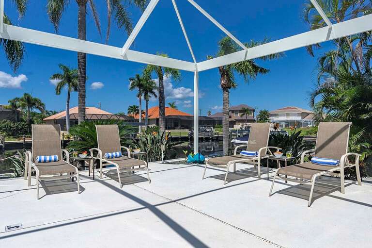 Outdoor Loungers for our Sun Seekers