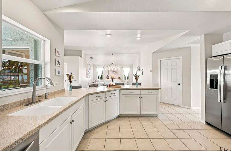 Large Kitchen with Great for Preparing Family Meals