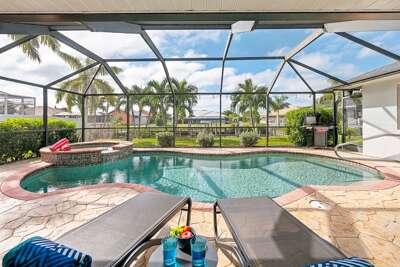Southern Facing Pool and Amazing Views at the The Dock House