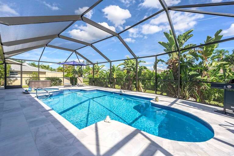 Electrically Heated Swimming Pool & Spa