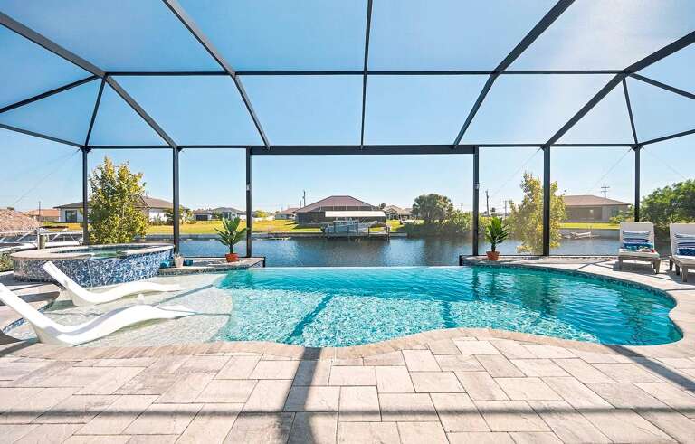 What a View? Infinity Edge Pool with Sun Deck and Spa