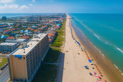 Penthouse  Beachfront Views  Renovated