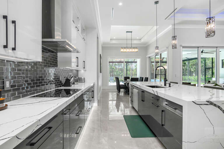 1385 23rd St Sw-37.jpg