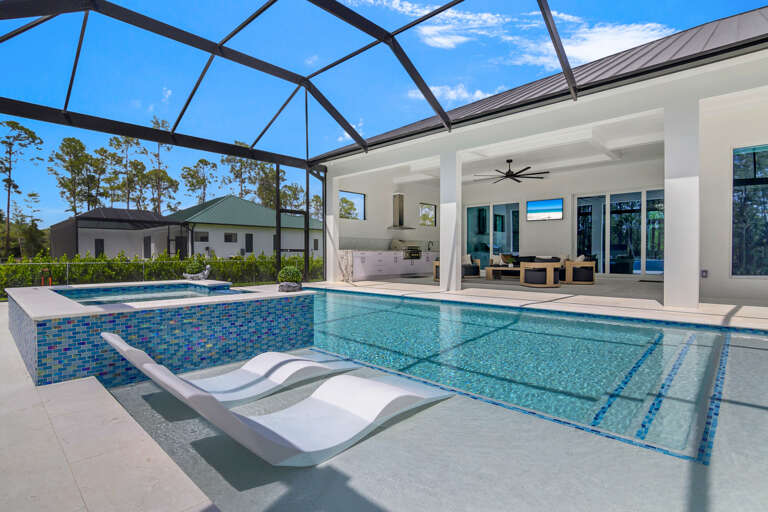 1385 23rd St Sw-53.jpg