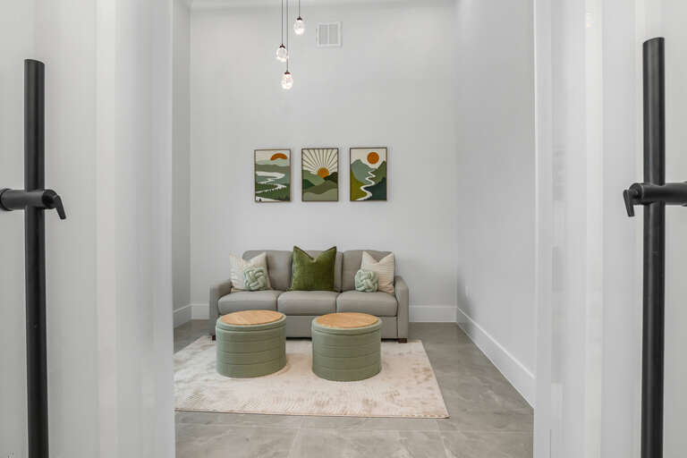 1385 23rd St Sw-15.jpg