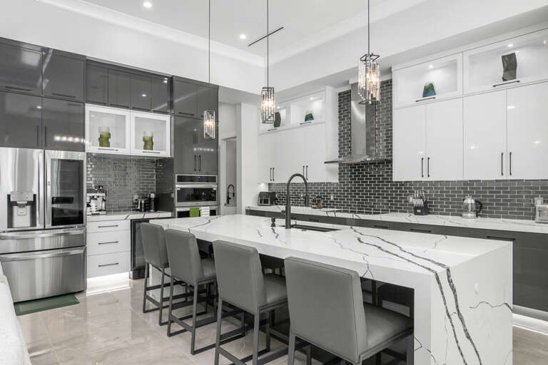 1385 23rd St Sw-33.jpg