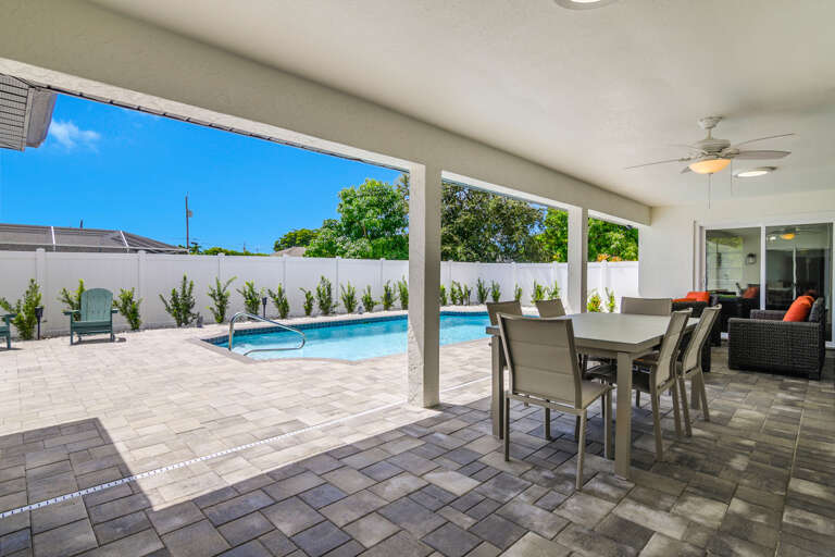 828 SW 51st Terr-9.jpg