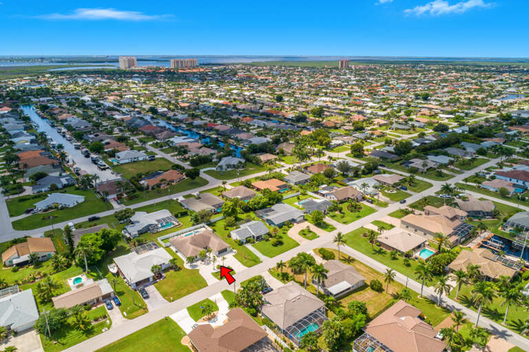 828 SW 51st Terr-7.jpg