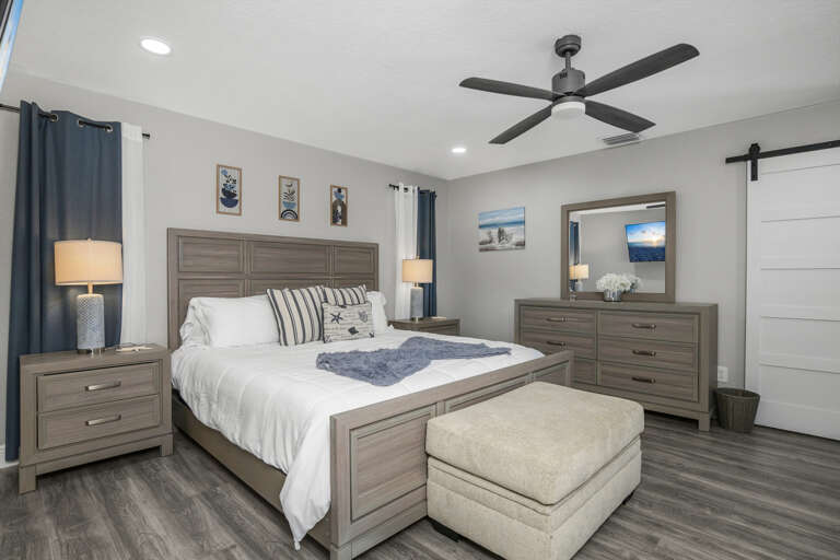 828 SW 51st Terr-41.jpg