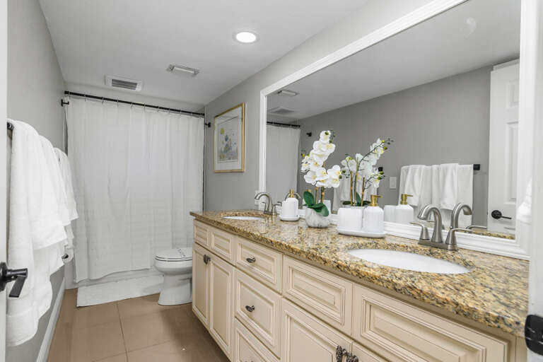 828 SW 51st Terr-47.jpg