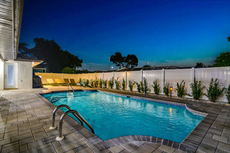 828 SW 51st Terr-62.jpg