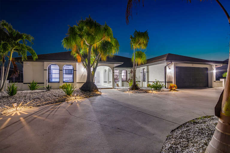 828 SW 51st Terr-55.jpg