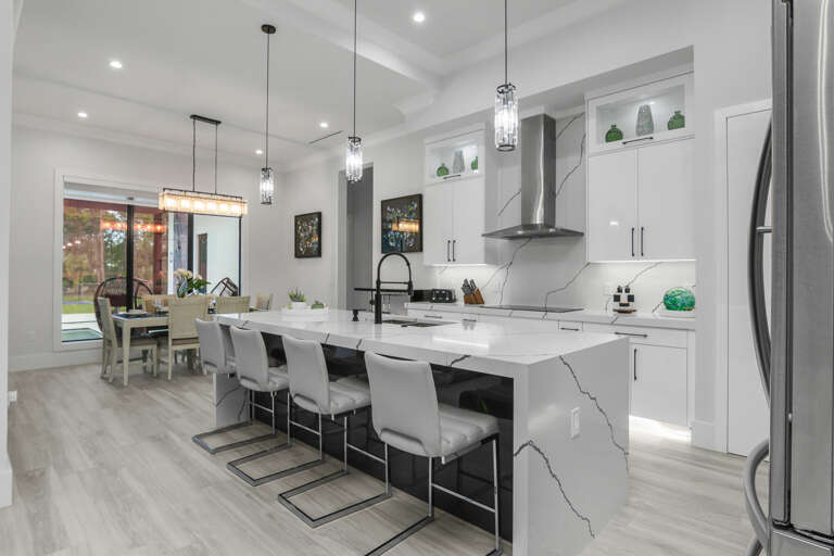 1347 23rd St Sw-37.jpg