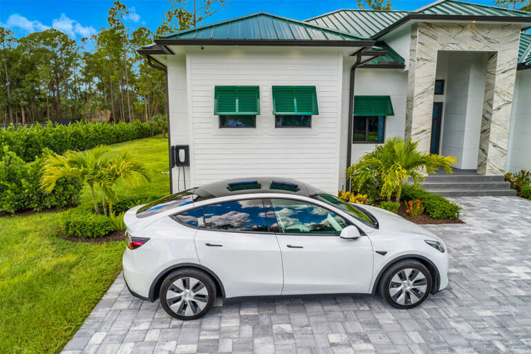 1347 23rd St Sw-2.jpg