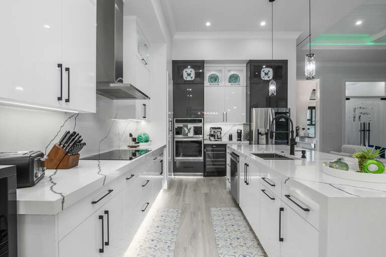 1347 23rd St Sw-40.jpg