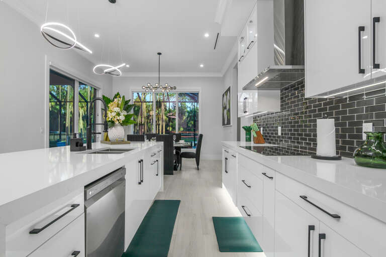 788 9th St Sw-22.jpg