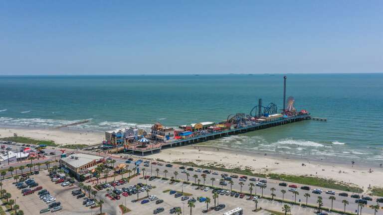 Pleasure Pier amusement park, just 10 minutes away!