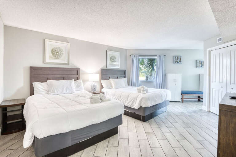 Bright Bedroom, Twin Beds, White Linens, Sunlight Streaming