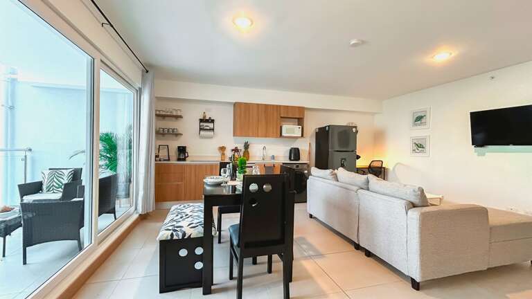 Living and dining area