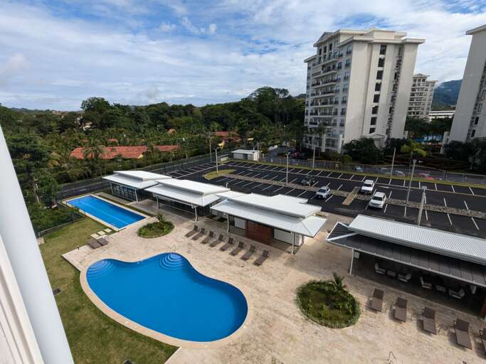 pool views pool views