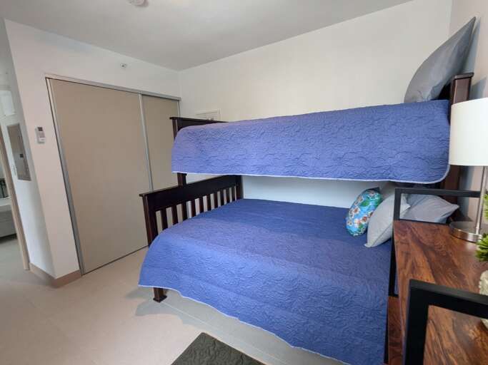 Plenty of closet Plenty of closet