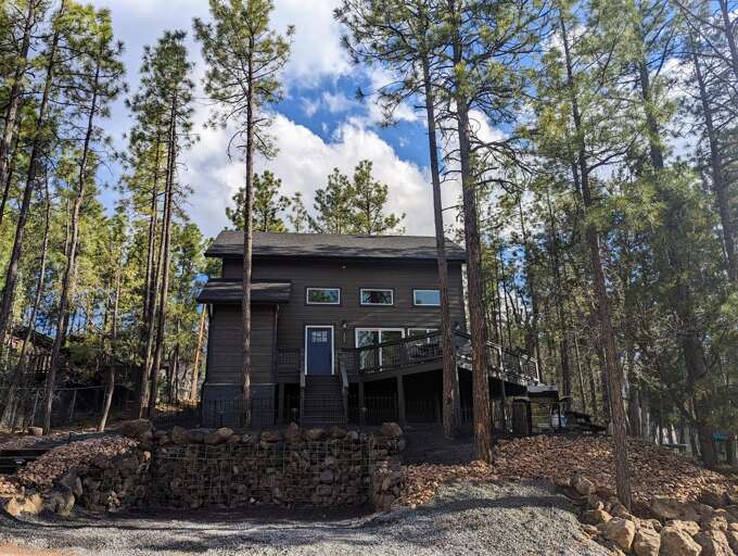 Street view of the Hillside Hangout