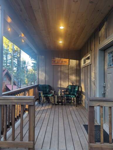 Cozy Cottage Lakeside Front Door