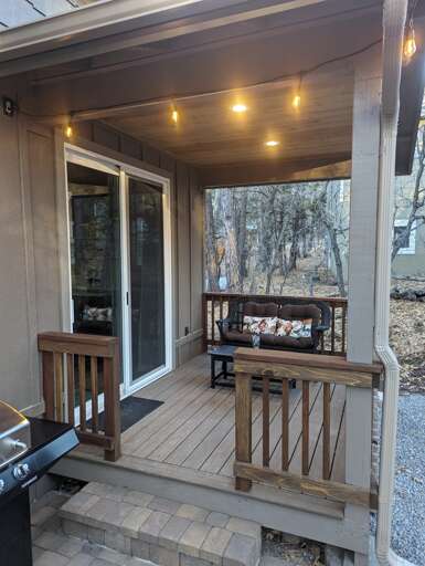 Sitting area at Cozy Cottage Front Deck