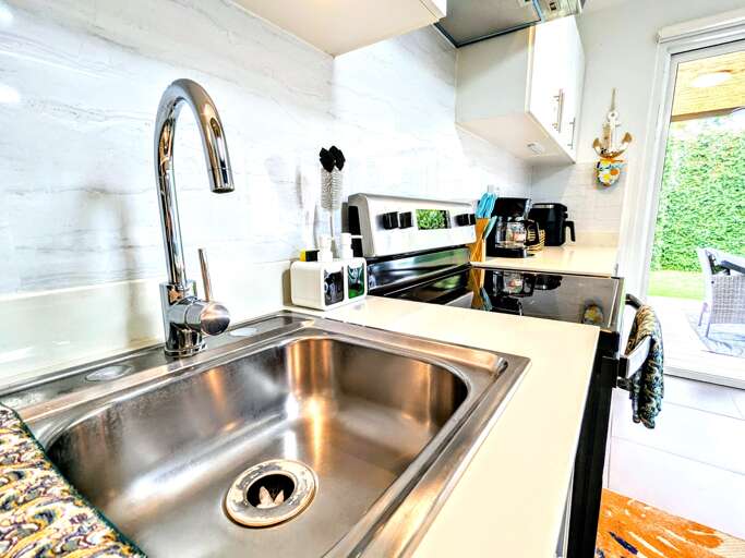 Kitchen Sink area
