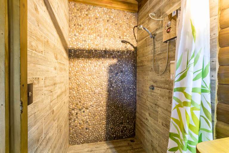 Cabina Bamboo Shower