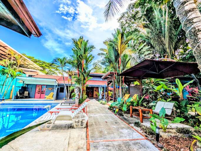 Main Path to Zenergy Casa &amp; Cabinas
