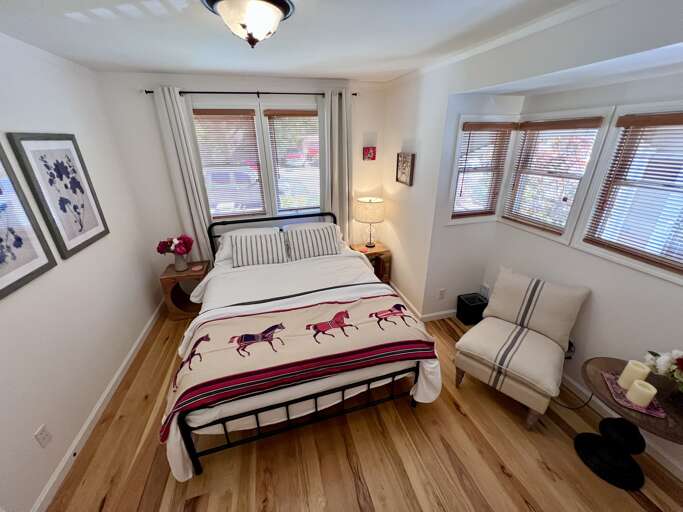 Guest Bedroom Guest Bedroom