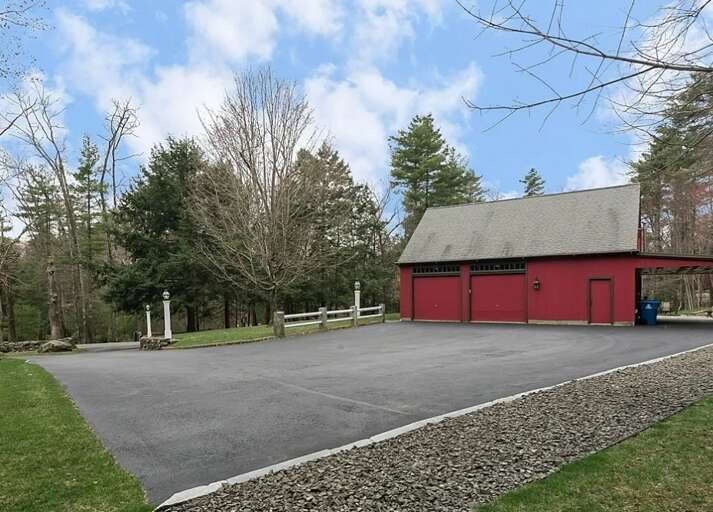 Brimfield Home Rental Brimfield Home Rental