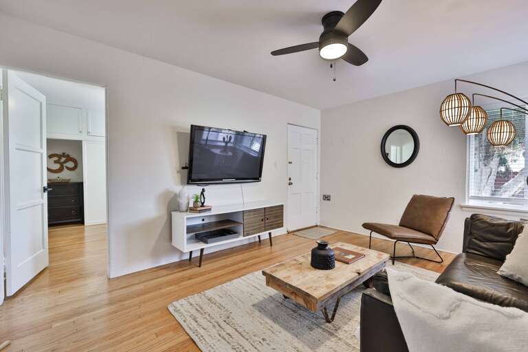 Smart TV, Games and comfortable and quiet Smart TV, Games and comfortable and quiet