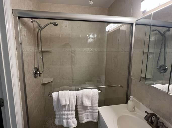 Bathroom 1 Bathroom 1