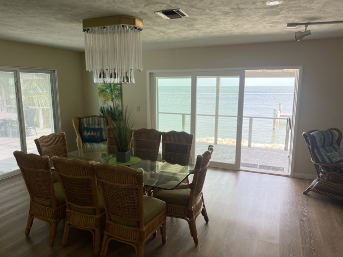 Enjoy Gulf Views from the Dining Area Enjoy Gulf Views from the Dining Area