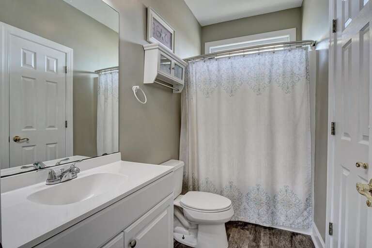 Bathroom 3 Bathroom 3