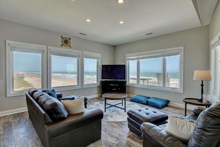 Living Area Living Area