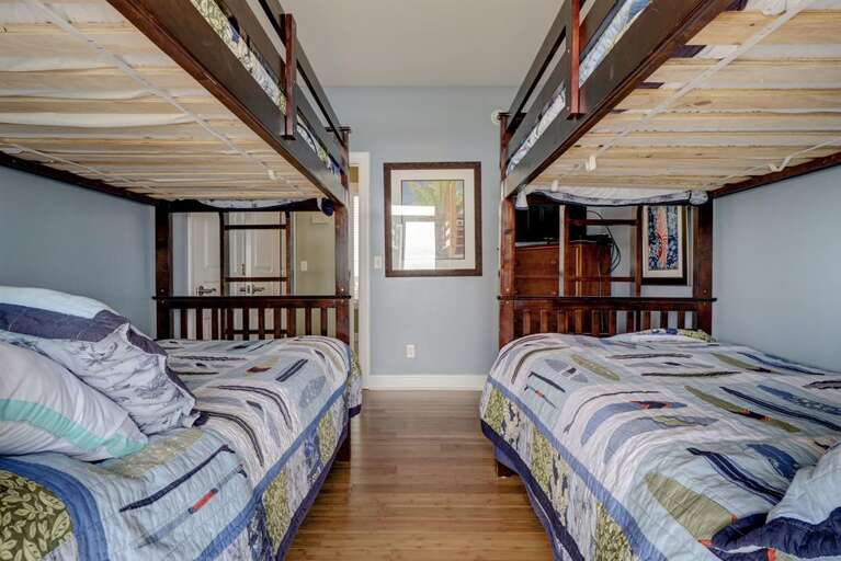 Twin Bunk Room