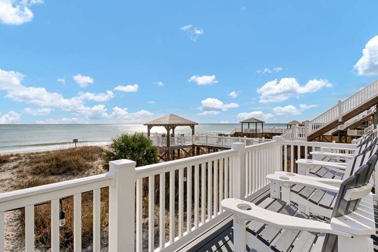 Lower Level Deck Lower Level Deck